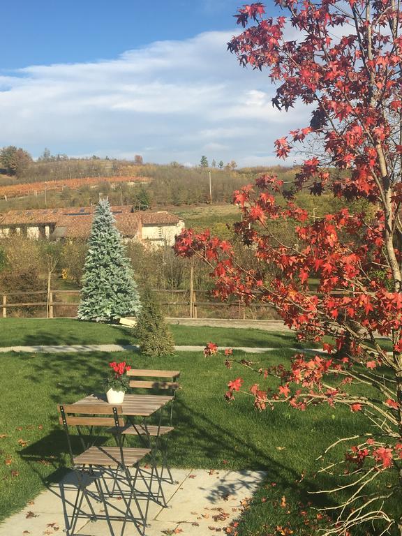 Agriturismo Da Mamma Альба Экстерьер фото